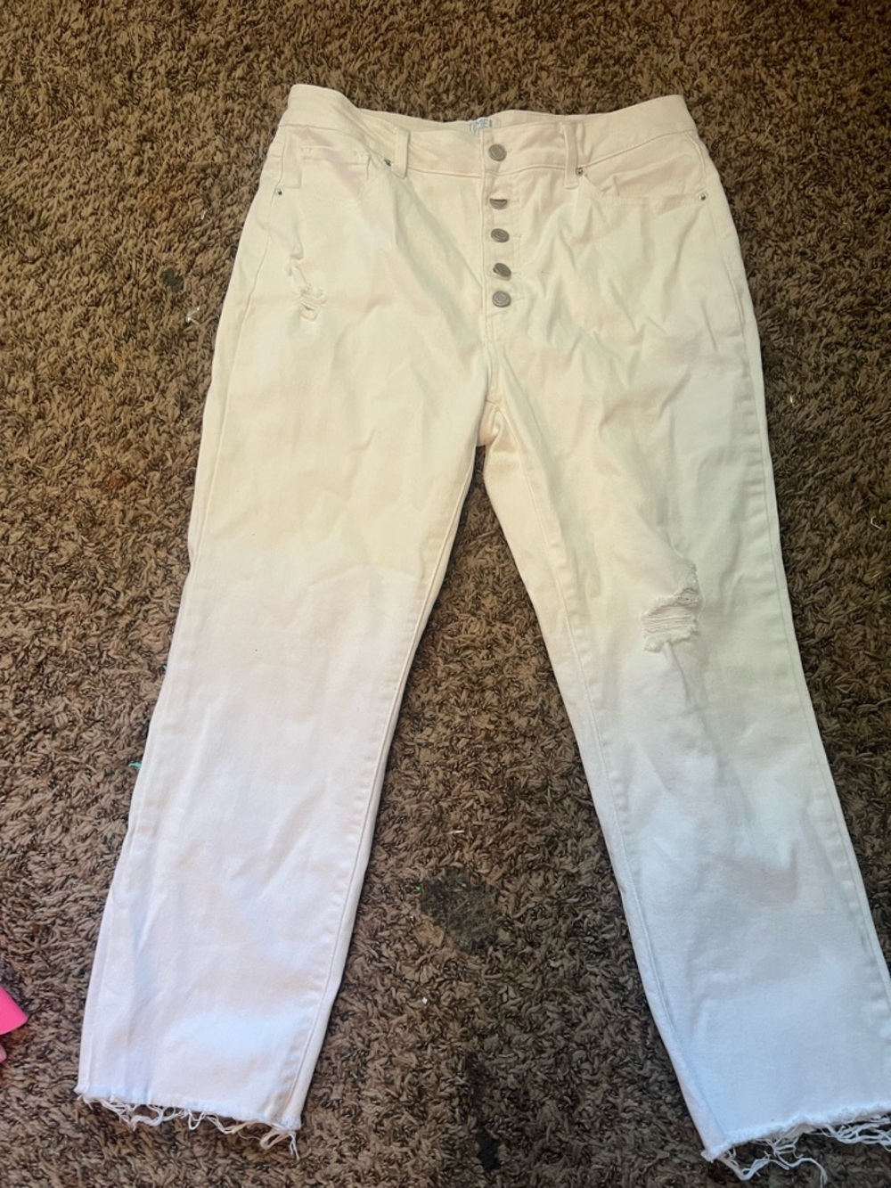Time and Tru White Button-Fly Boyfriend Jeans